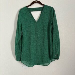CAbi Women's Size Small Green Printed Long Sleeve Bountiful Blouse